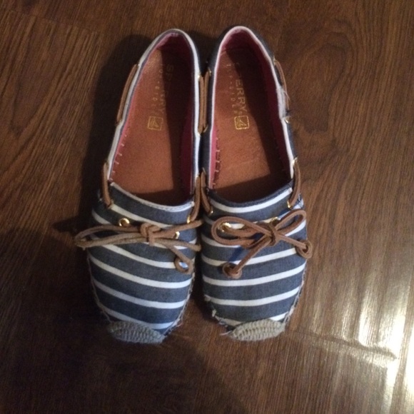 Sperrys - Picture 2 of 4