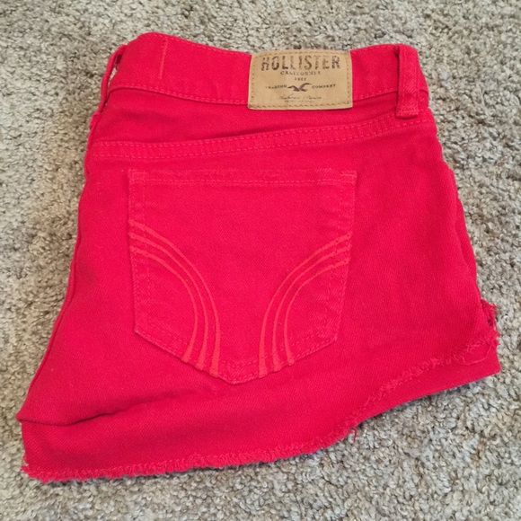 ❌❌red hollister shorts❌❌