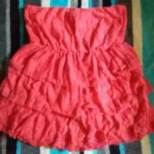 Sleeveless halter top