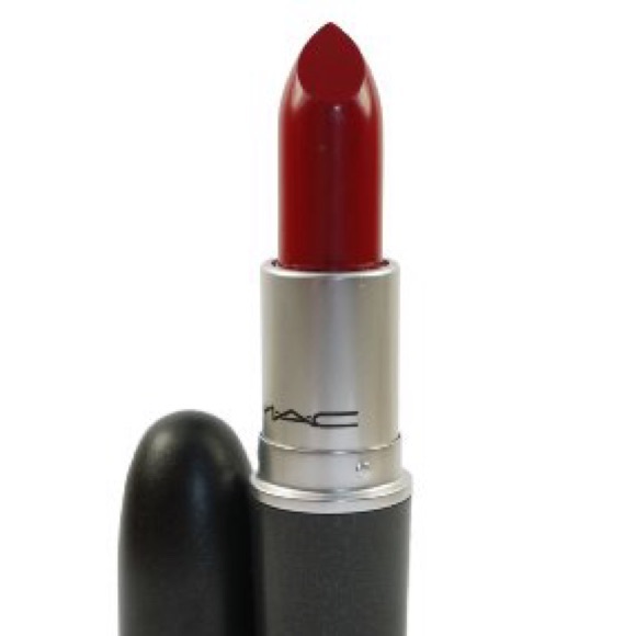 MAC Brave Red