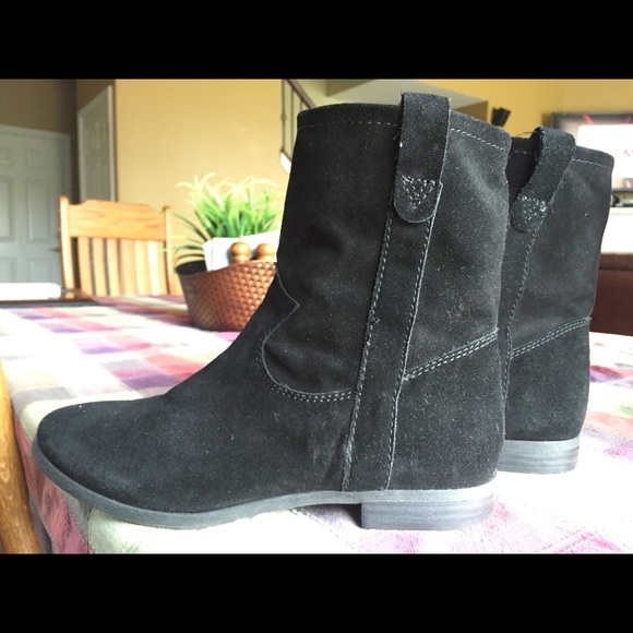 Vince Camuto Fanti Black Boots