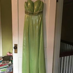 Beautiful green dress