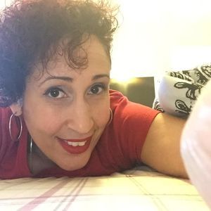 Meet your Posher, Yvette