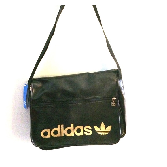 adidas Originals shoulder bag - new with tags!