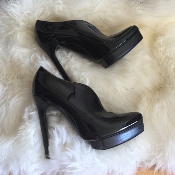 Lanvin black slip front leather ankle bootie heels main image 2