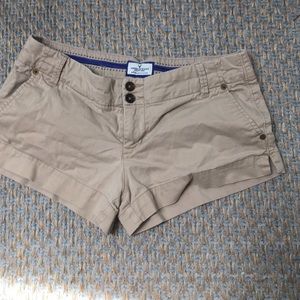 Khaki American eagle shorts