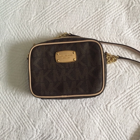MK Jet Set Crossbody