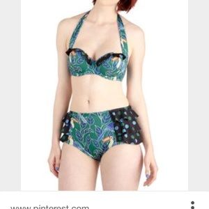 toucan/polkadot swim bottoms with Side ruffles