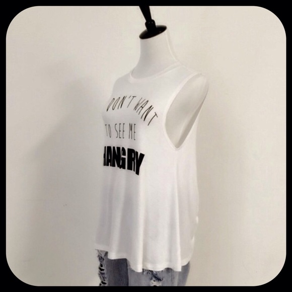 *Last One* Graphic Tee - Picture 3 of 4