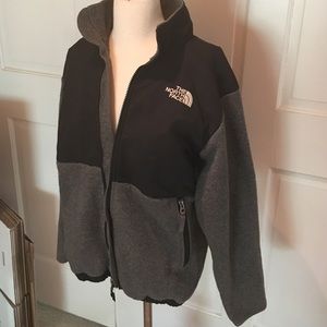 Black/Gray North Face fleece jacket