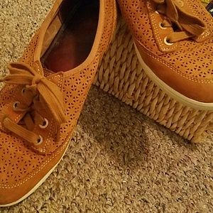 VINTAGE Timberland Lacies MAKE OFFERS, NEED GONE