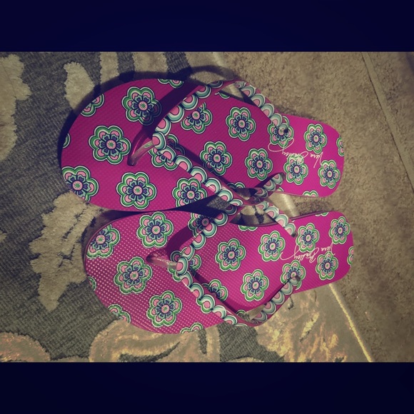 Vera Bradley flip flops