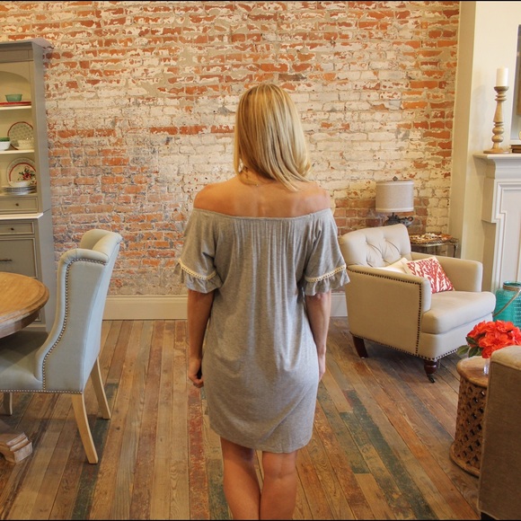 Gray off or on the shoulder lace trim dress - Picture 3 of 4