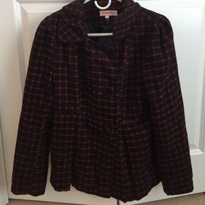 Peacoat black and red size Large