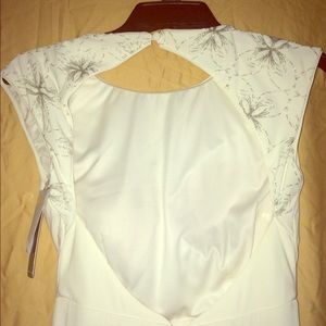 Unfortunately I never ended up wearing this dress.