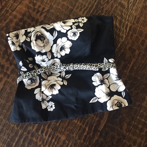 White House Black Market Corset