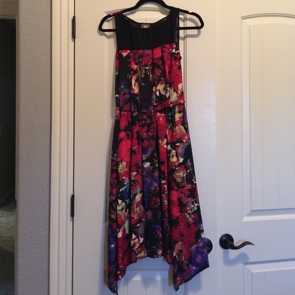 Vince Camuto semi-formal floral dress
