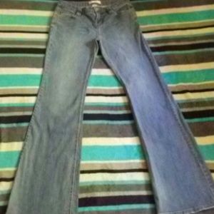 Jean's has design on both back pockets.