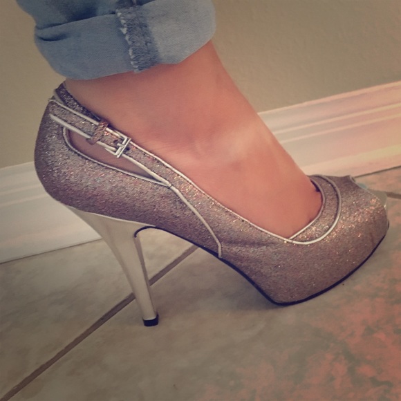Guess heels