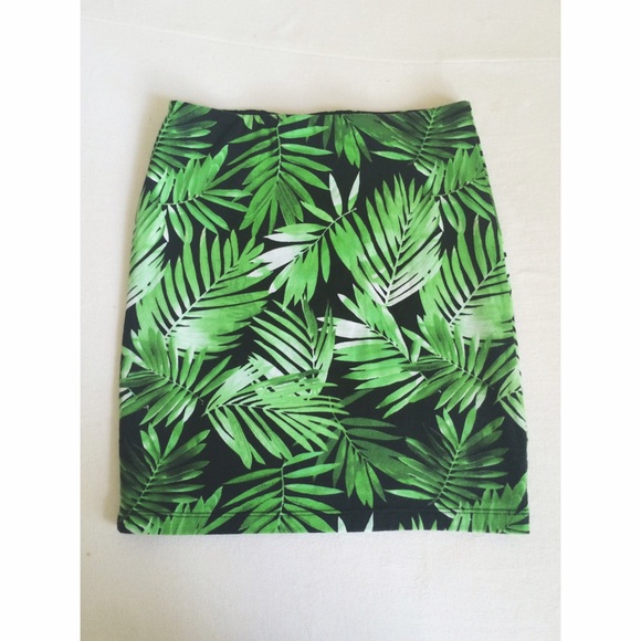 Palm Tree Leaf Pattern Skirt