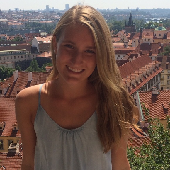 Meet your Posher, Katie