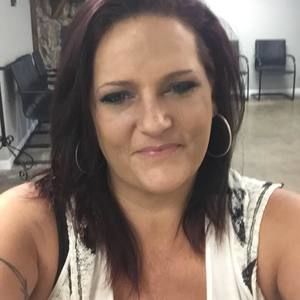 Meet your Posher, Becca