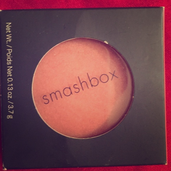 Barely used Smashbox blush in Heartbreak