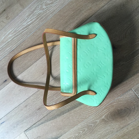 Louis Vuitton Vernis Peppermint Biscayne Bay PM - Picture 2 of 4