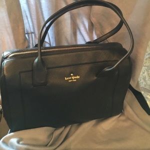 Medium Kate spade purse (open to trades)