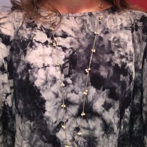 Gold and pearl long necklace