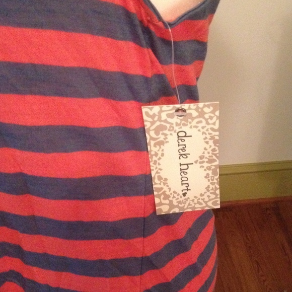 NWT- Derek Heart Tank Top! - Picture 4 of 4