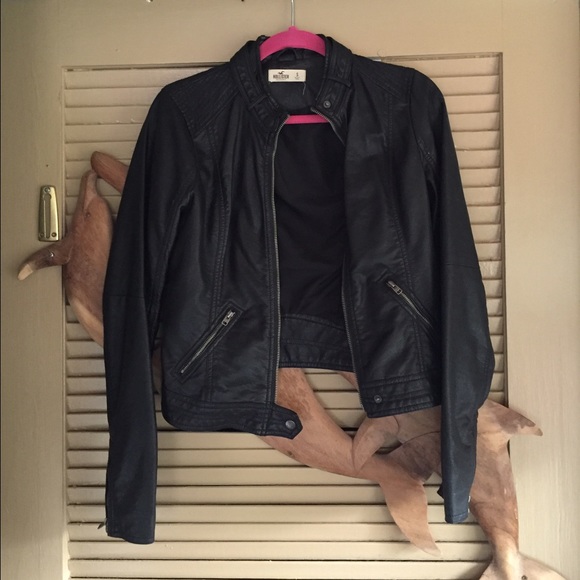 🔴SOLD LOCALLY🔴Hollister Faux Leather Jacket - Picture 2 of 4