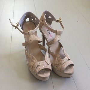 Just Fab heels size 9 GUC