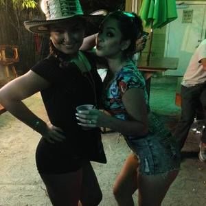 Meet your Posher, Iris