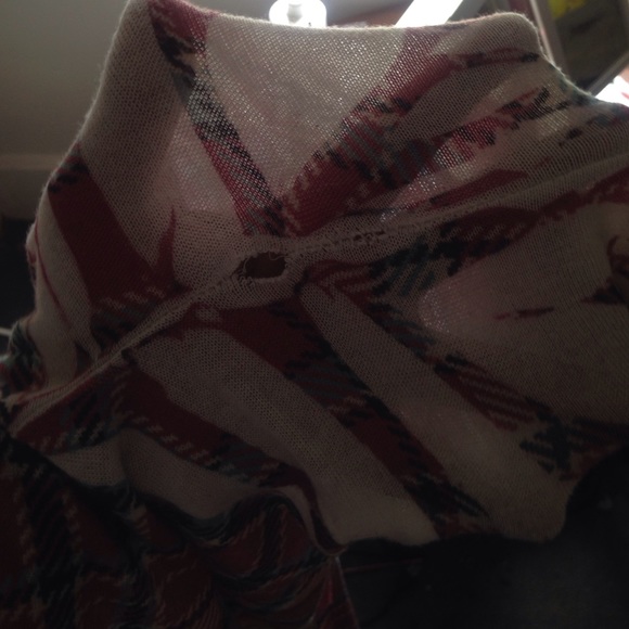 💦Stylish Crop top💦 - Picture 4 of 4