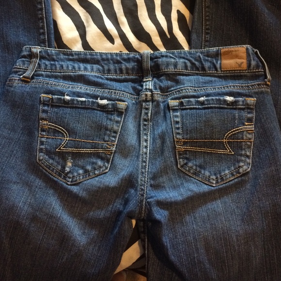 American eagle jeans with rip accents