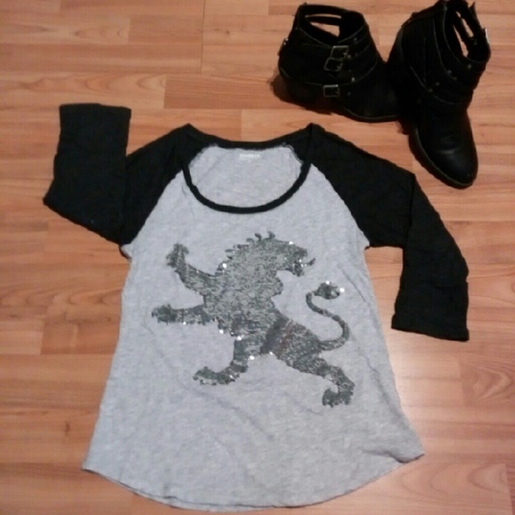 Express Large Lion Baseball Tee