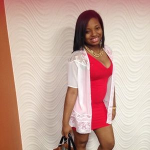 Meet your Posher, Janay