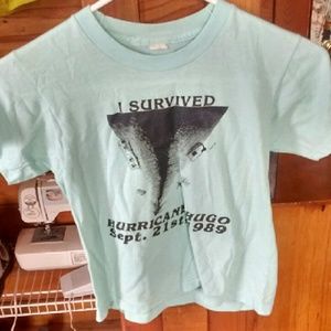 Vintage "i survived" shirt