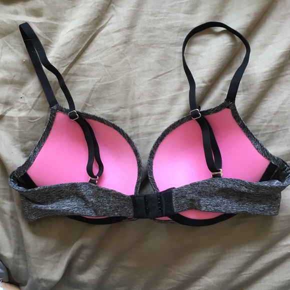 Grey bra - Picture 2 of 3