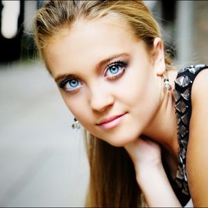 Meet your Posher, Tori