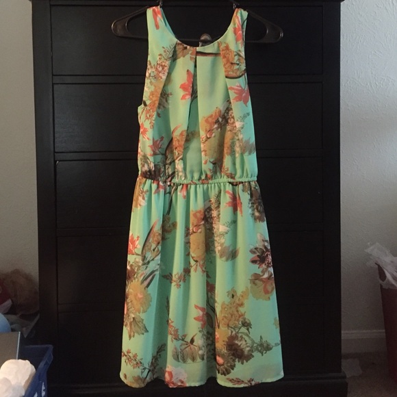 Forever 21: Floral Dress