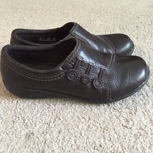 Brown Clarks loafers size 7.5