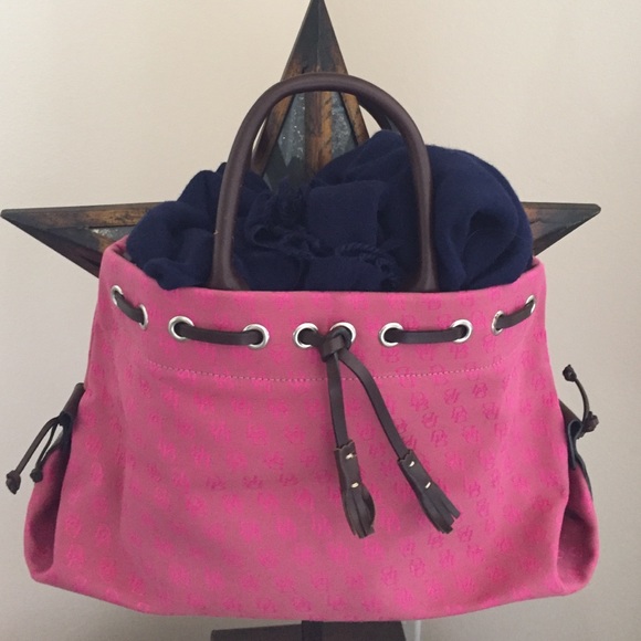 Dooney & Bourke handbag
