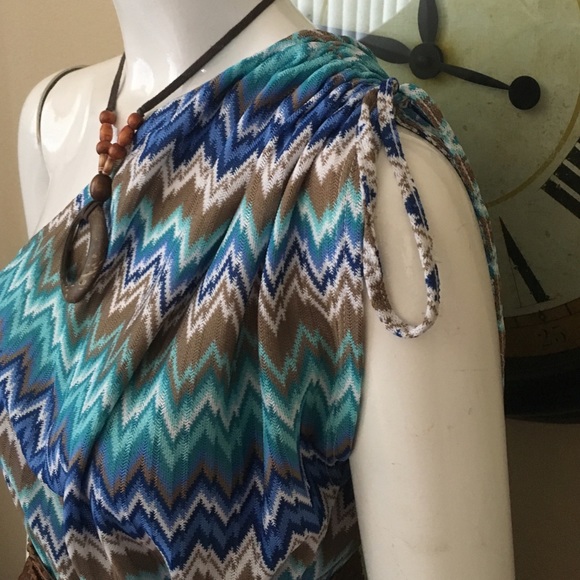 Native Pattern Dress - Picture 3 of 4