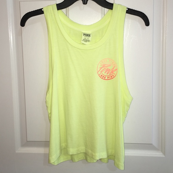 Super cute PINK muscle tank! 💕💛