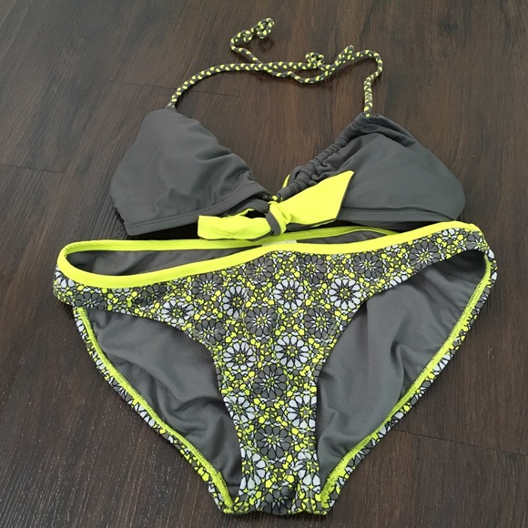 Converse 2 piece bikini