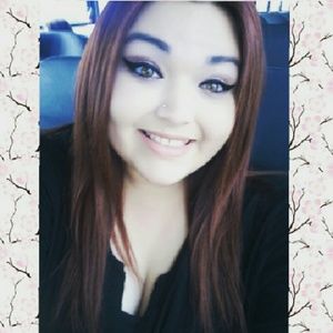 Meet your Posher, Shaina