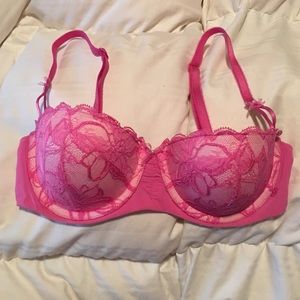 VS Bra