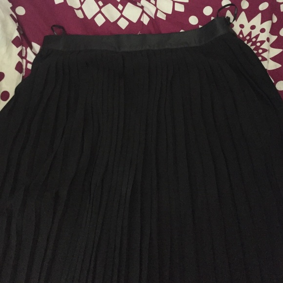 Pleated skirt-long